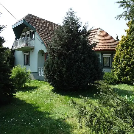 Roganoff Villa Zalacsány